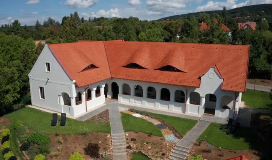 Vitorlas Vendeghaz Révfülöp Exteriör bild